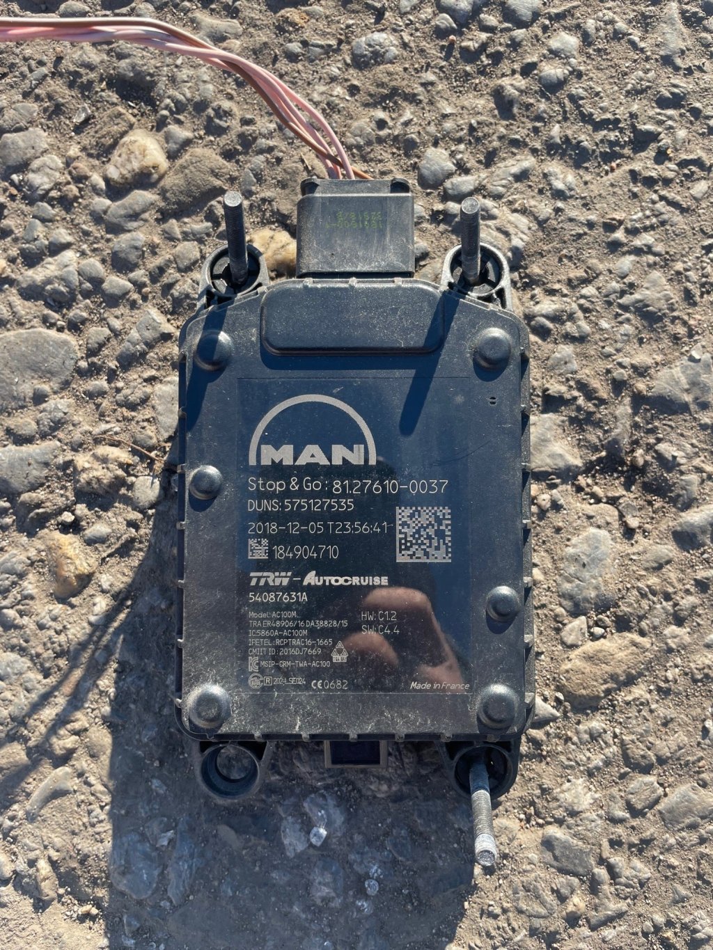 MAN TGX Distronic Distance Radar Sensor - Euro 6 - 81276100037